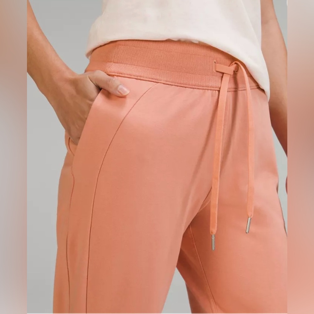 NWT Lululemon Scuba French Terry Jogger